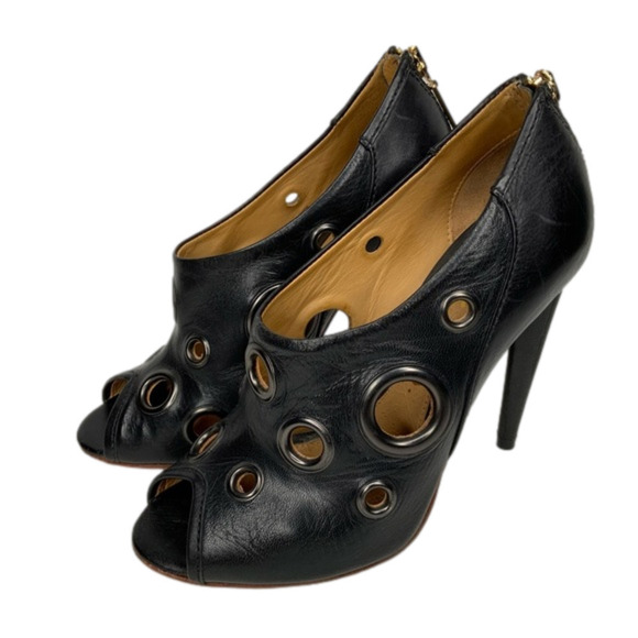 L.A.M.B Gwen Stefani high heel shoes. - Picture 1 of 11